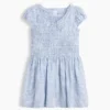 Vestido infantil con estampado fruncido