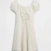 Vestido infantil con fruncidos