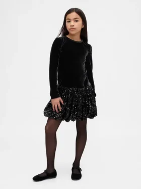 Vestido infantil con volantes y lentejuelas de materiales mixtos