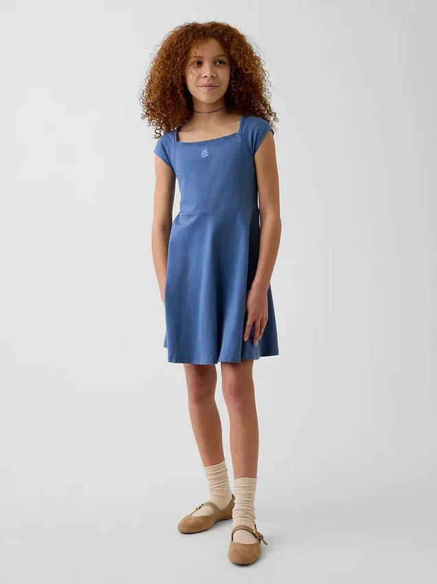 Vestido infantil de jersey con cuello cuadrado