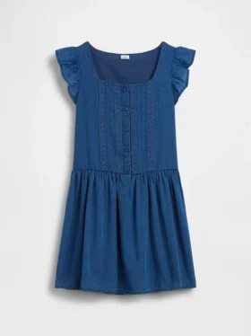 Vestido infantil de mangas con volantes y ribete de encaje