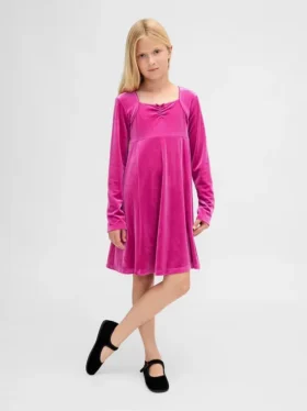 Vestido infantil de terciopelo con corte imperio
