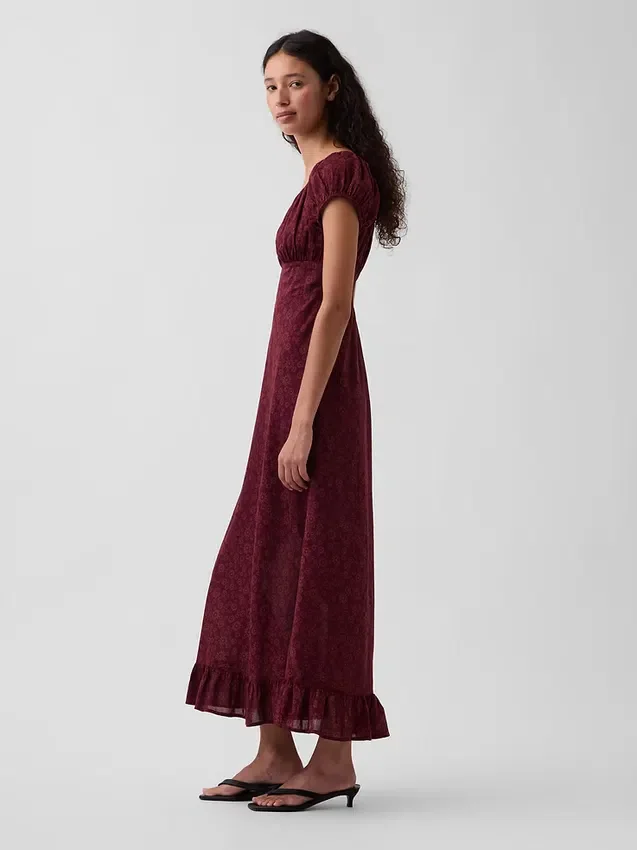 Vestido largo con cuello en V y dobladillo con volantes
