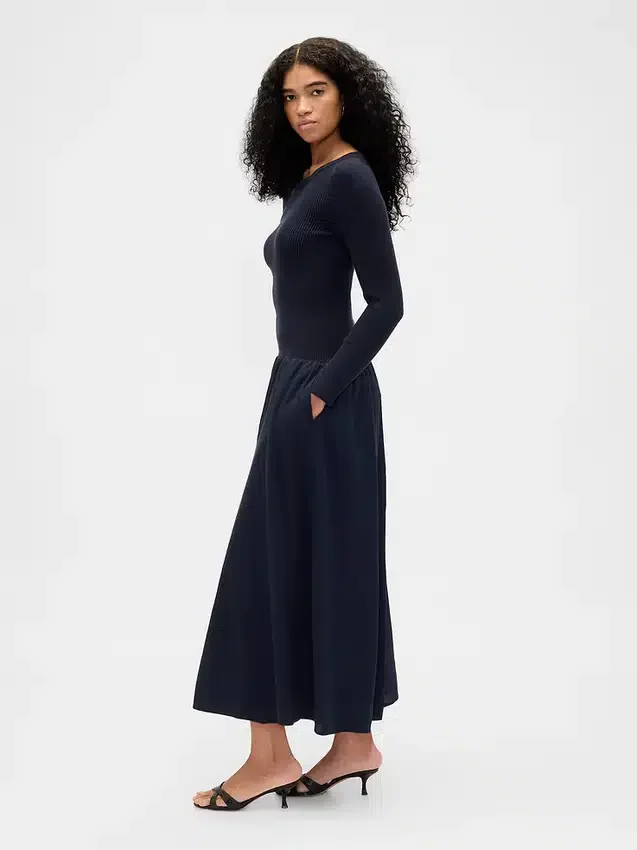 Vestido largo de cintura baja con mezcla de materiales