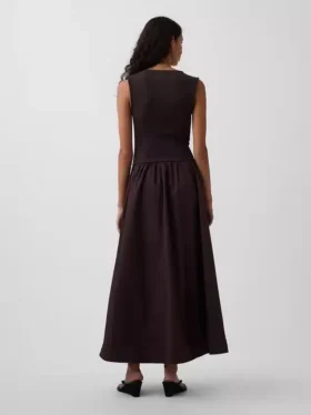 Vestido largo de cintura baja con mezcla de telas