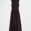 Vestido largo de cintura baja con mezcla de telas