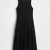 Vestido largo de cintura baja con ojales