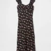 Vestido largo de crepé con escote corazón