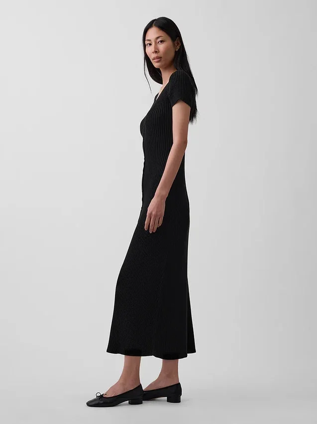 Vestido largo de jerséu acanalado con botones al frente