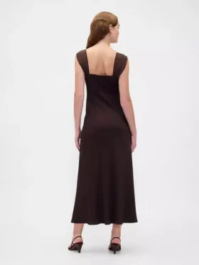 Vestido largo de materiales mixtos