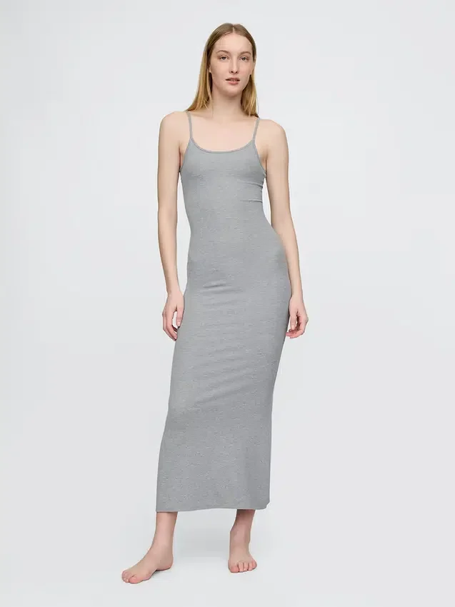 Vestido largo de pijama con acanalado fino