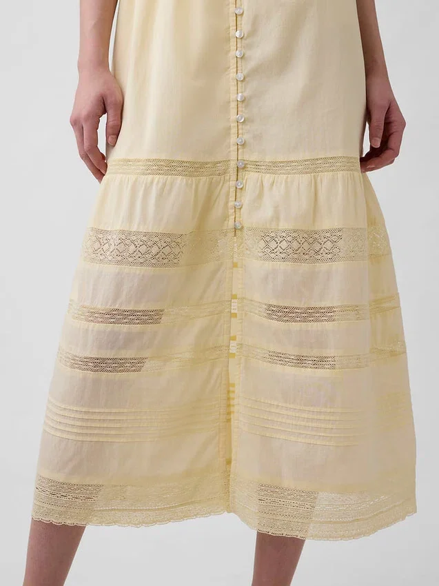 Vestido largo de voile con volantes de encaje