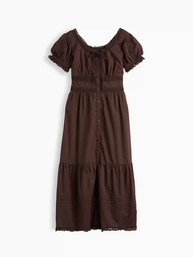 Vestido largo en capas con cuello redondo y ribete de encaje