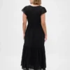 Vestido largo moderno con volantes de mezcla de telas