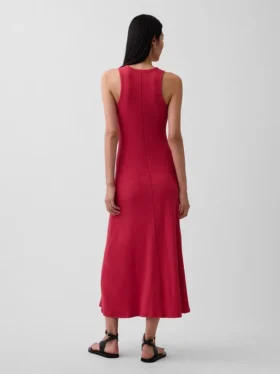 Vestido largo moderno sin tirantes con soporte integrado