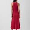 Vestido largo moderno sin tirantes con soporte integrado