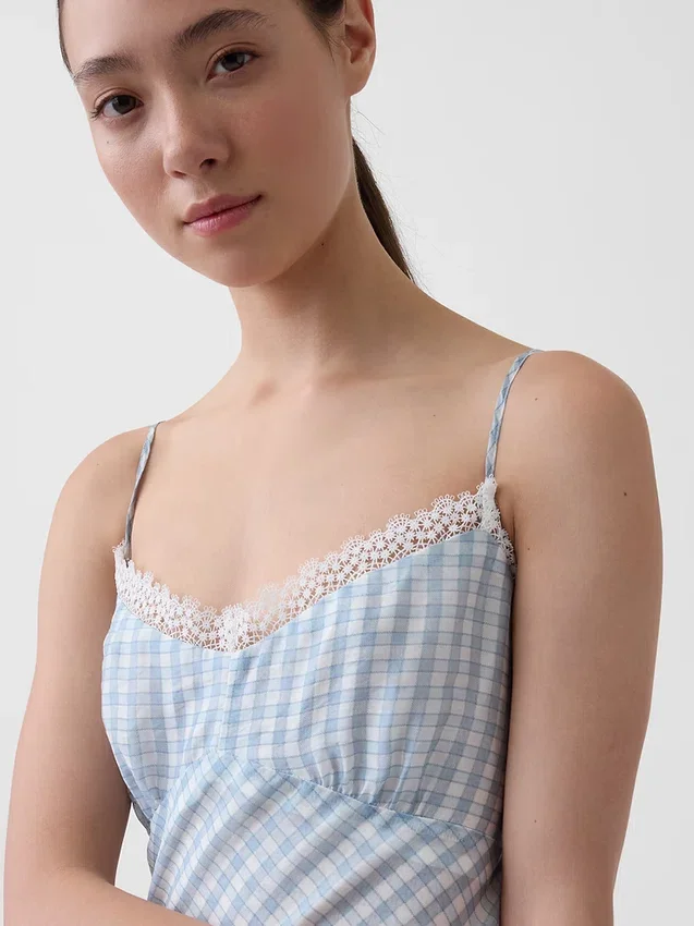 Vestido liso de largo medio a cuadros