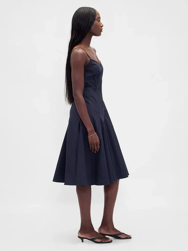 Vestido midi con cuello en V y costuras