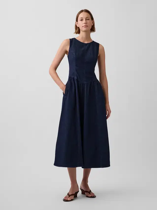 Vestido midi de mezclilla con cintura baja