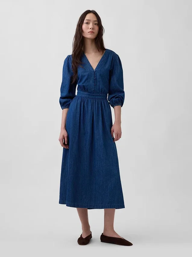 Vestido midi de mezclilla con cintura de piezas