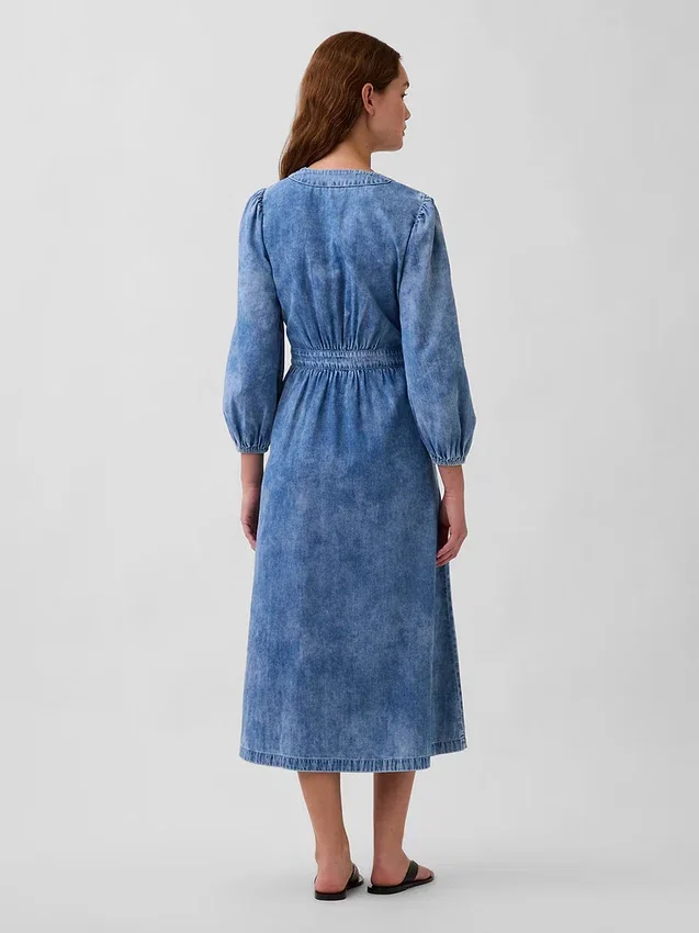 Vestido midi de mezclilla con cintura de piezas