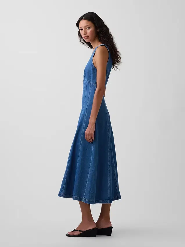 Vestido midi de mezclilla con costuras y cierre de cremallera frontal