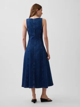 Vestido midi de mezclilla con costuras y cremallera frontal