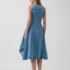 Vestido midi de mezclilla con dobladillo en forma de pañuelo