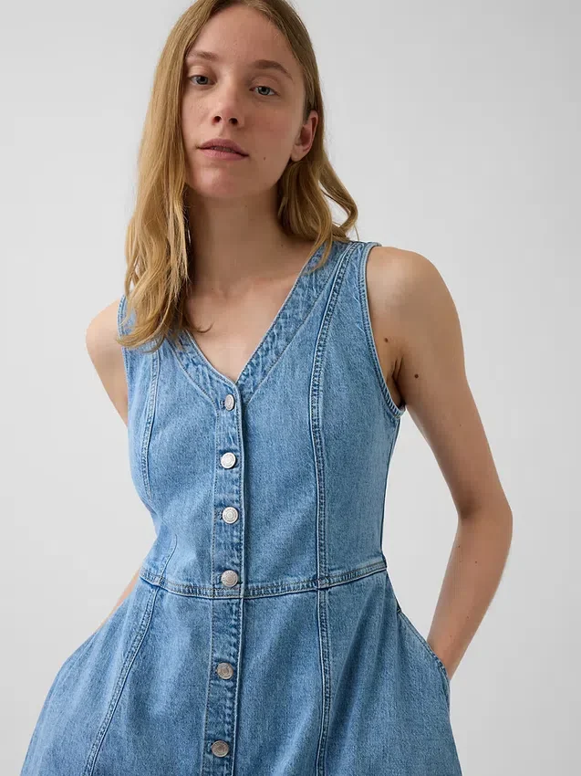 Vestido midi de mezclilla con dobladillo en forma de pañuelo