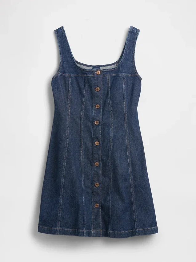 Vestido mini de mezclilla con costuras y botones al frente