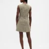 Vestido mini recto de cuello alto