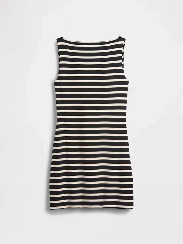 Vestido mini recto de punto con cuello barco