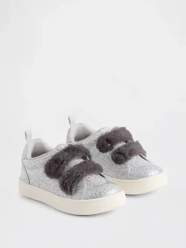 Zapatillas con purpurina y piel vegana para niños pequeños