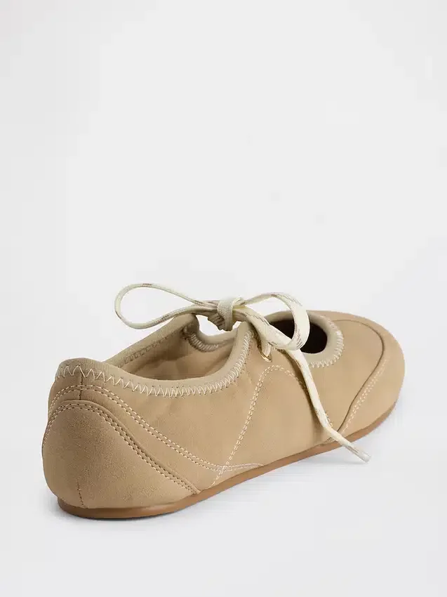 Zapatillas tipo Mary Jane para niños