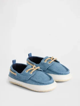 Zapatos tipo barco de mezclilla para bebé